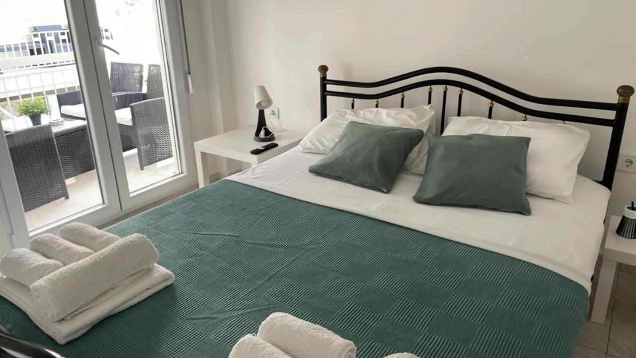 Sunny Peraia Apartment מראה חיצוני תמונה